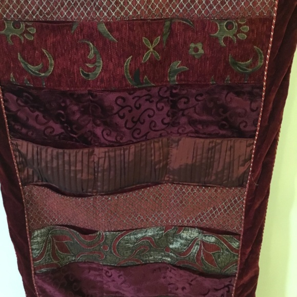 Neiman Marcus Vintage Red Velvet And Satin Wall Hanging Christmas Card Holder⁩ - Picture 5 of 5